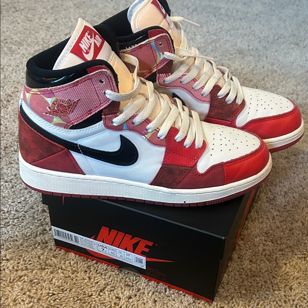 Jordan 1 Retro High Top OG Spiderverse